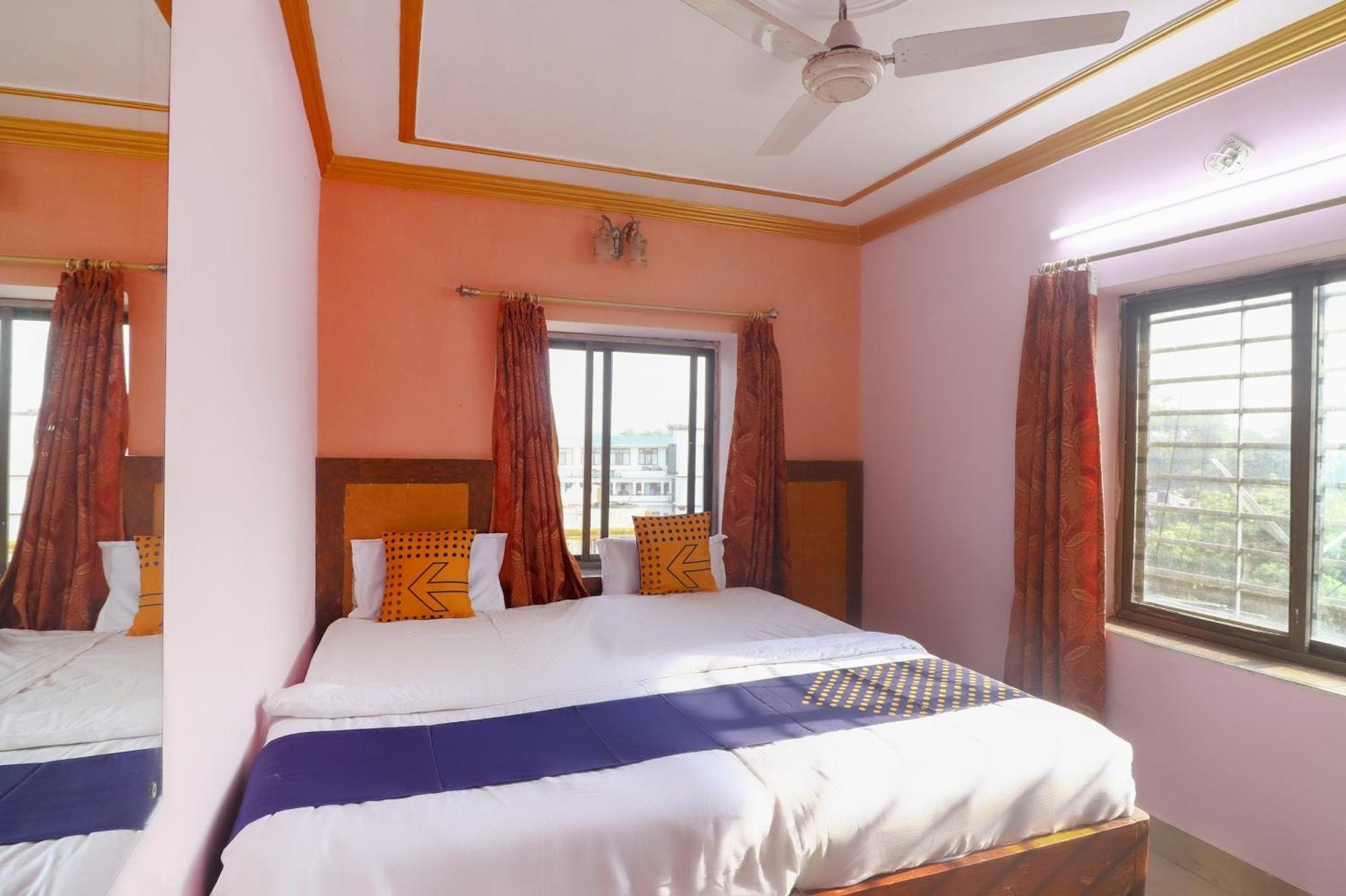 Spot On 75963 Hotel Prince Bodh Gaya Exterior photo
